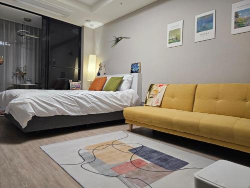 Happy Harbor House Stay, Incheon Airport, Wolmido, Incheon Chinatown, New Full-option, SangSang Platform, Yeonan Pier, Fairy Tale Village