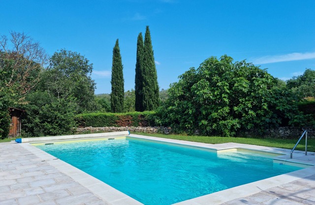 Happy holidays in Historic Bastide