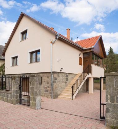 Harangvirág Apartmanház - Visegrád