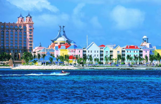 Harborside Resort at Atlantis- 1 Bedroom -1 Bath -Access to Atlantis Water Parks