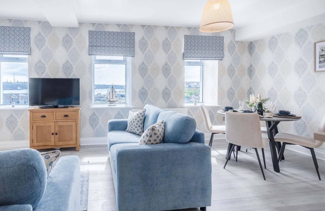 Harbour View - 2 Bedroom Apartment - Milford Haven