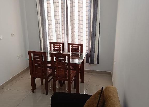 Harvest service apartment