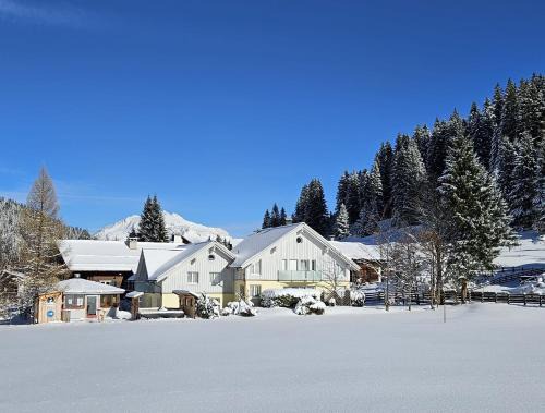 Haus Capricorn - Garten Appartement - Bergdorf Gargellen 1423m