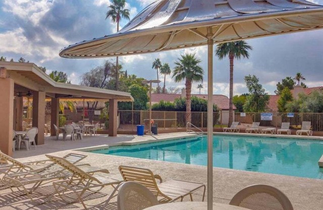 Heart of Chandler! Game/Poker Room. Super Corner Lot. Short or Long Term Welcome.