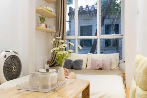 Heart of Hoan Kiem super aesthetic