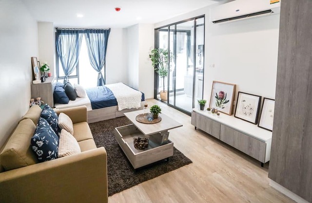 Heart of Chinatown. The place is rich with street food!