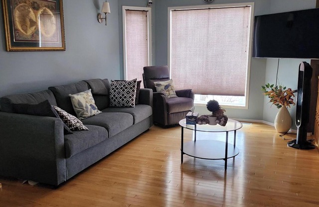 Heavenly Cozy PlacennSpacious 5-Bedroom Family Home — Perfect for Groups!