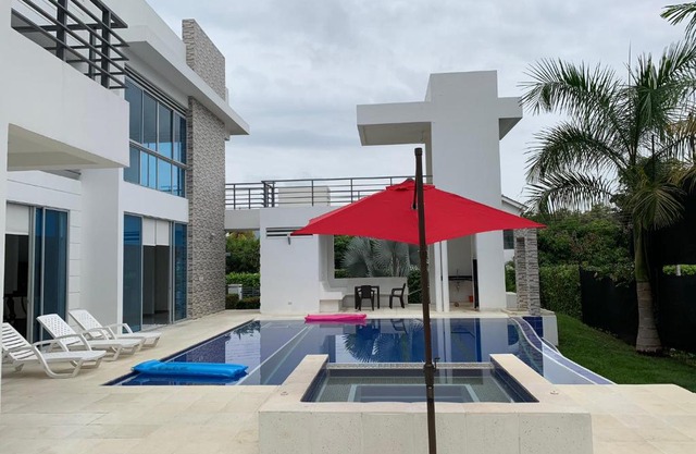 Hermosa Villa de Descanso