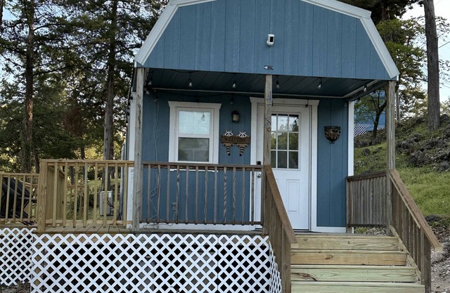 Heron's Cabin - Cute Tiny Home - Recently Reduced