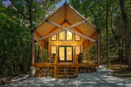 Hidden Hollow - Desirable Ozark Glamping