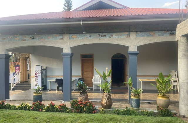 Hide View Hotel