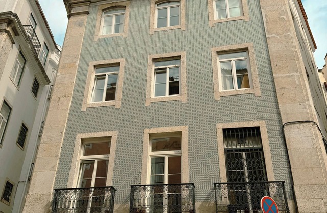 High-end 2 Bedroom Apartment!