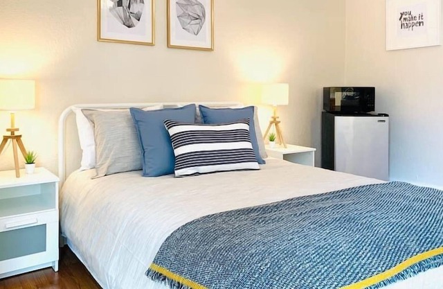 High Walkability | Stylish Studio | Easy Check-in