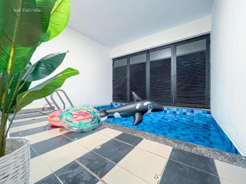Hill View Pool Villa near Genting Highland,UIA,Batu Caves Temple,Gombak KL