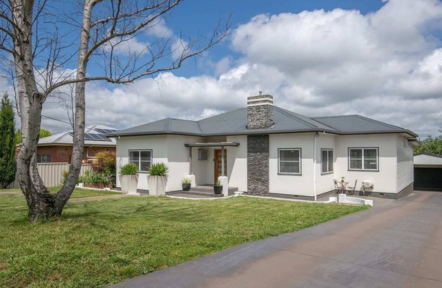 Hillcrest - Spacious and Homely