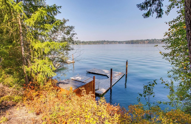 Hillside Home w/Dock ~ 8 Mi to Coeur d'Alene!