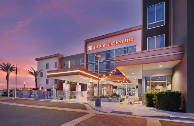 Hilton Garden Inn Chandler Downtown