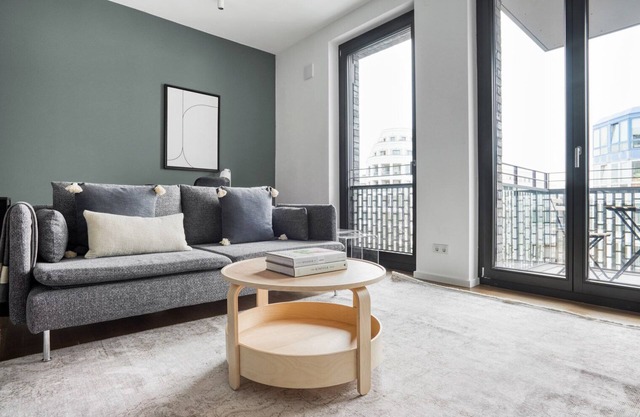Hip Mitte 1BR near Potsdamer Platz & Nollendorfplatz, by Blueground