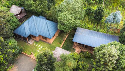 Hisia Cottages