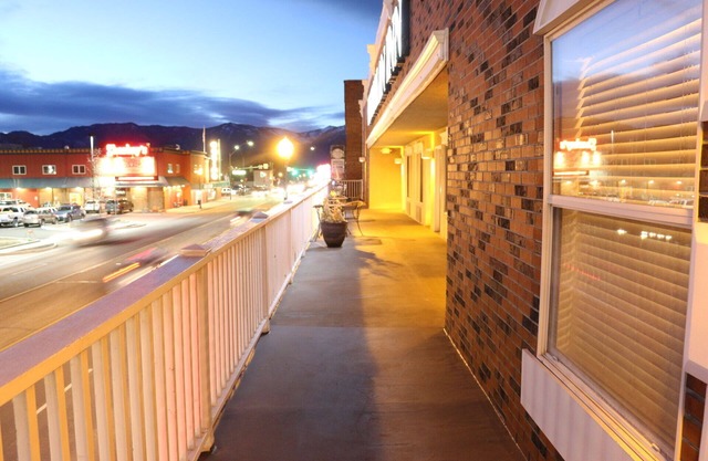 Historian Inn