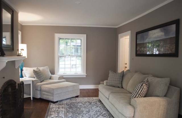 Historic Downtown Naperville--Newly Remodeled Home
