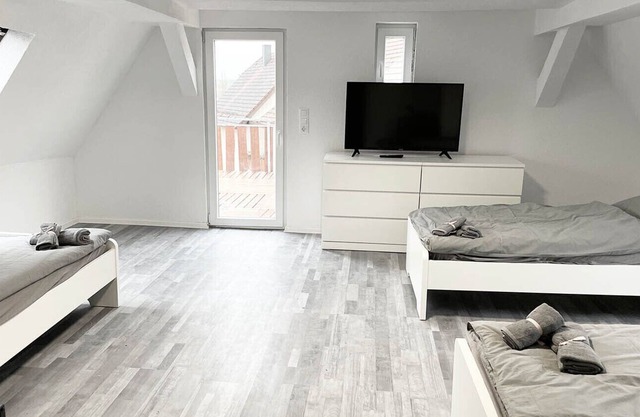 Hn02 - Ferienwohnung mit Balkon und Dachterrasse in Bad Rappenau bei Heilbronn, 40 qm, 1 Schlafzimmer, Max. 3 Personen