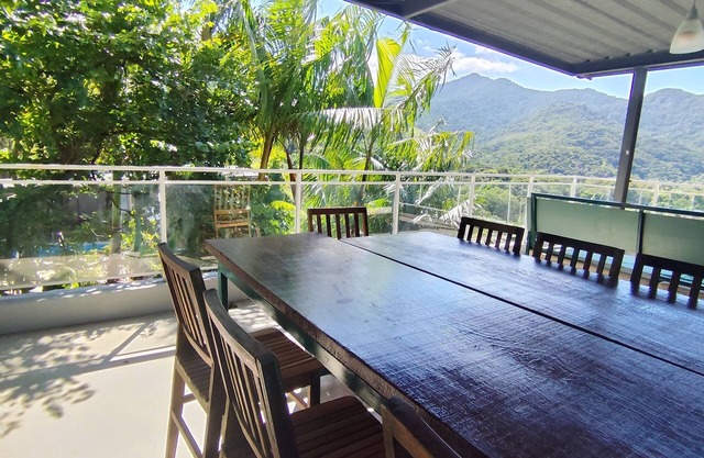 House with lounge balcony and panoramic view in Vargem Grande,