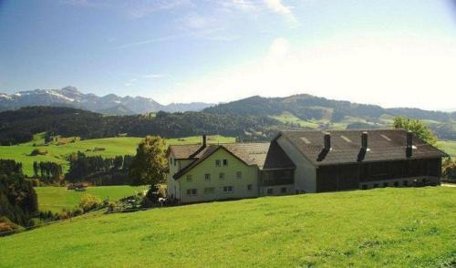 Hof Stein Schwellbrunn