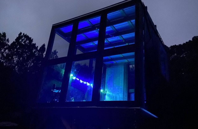 HOKU HAÜS is a 100% off grid glamping experience. A star gazers paradise! Unwind