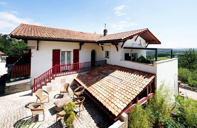 Holiday Apartment "12 Pers 5km Plage Hendaye" with Sea View, 2 Private Terraces & Wi-Fi