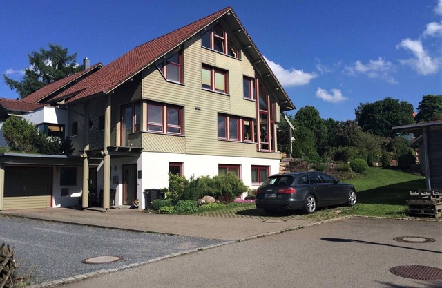Holiday Apartment 'Alb Fe Wo' with Terrace, Garden & Wi-Fi