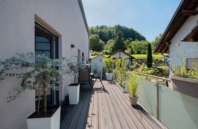 Holiday Apartment 'Bra Wa' with Mountain View, Private Terrace and Wi-Fi