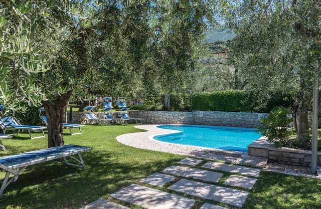 Holiday Apartment “Casa Stefi N2” close to lake Garda with Wi-Fi, Balcony, Garden & Pool