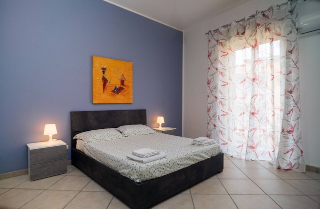 Holiday Apartment "Casa Cairoli" with Balcony & A/C