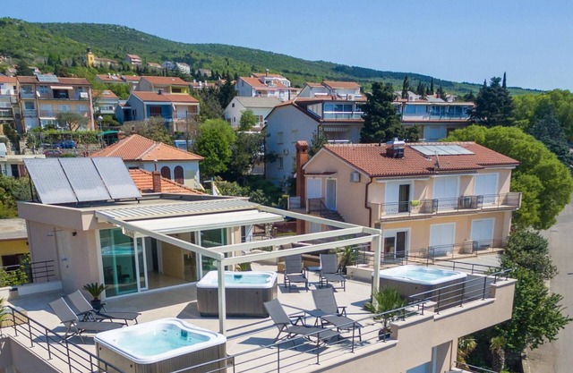 Holiday apartment Dramalj for 2 - 6 persons with 2 bedrooms - Holiday apartment