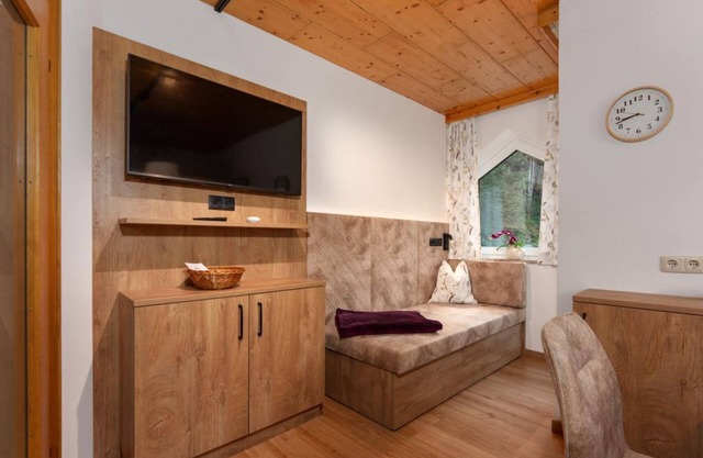 Holiday apartment "Familienglück" - Herrmann, guesthouse