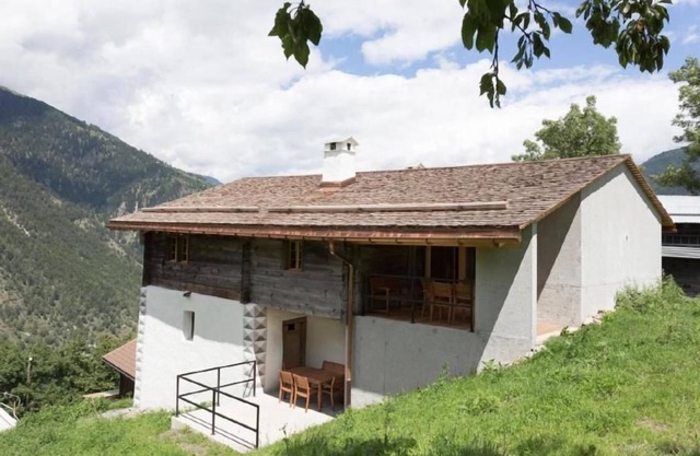 Holiday apartment Grengiols for 1 - 8 persons with 3 bedrooms - Historical building
