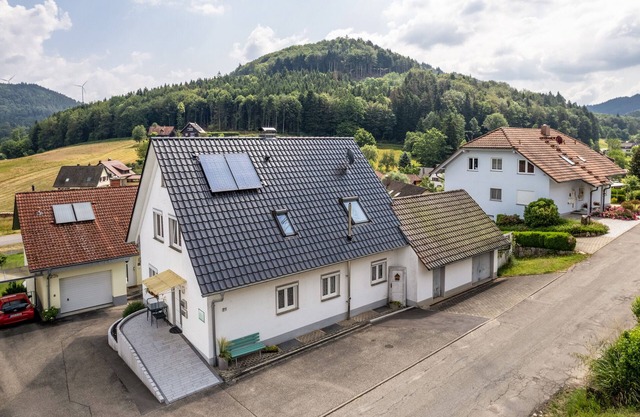 Holiday Apartment 'Haus 23' with Mountain View, Shared Terrace and Wi-Fi