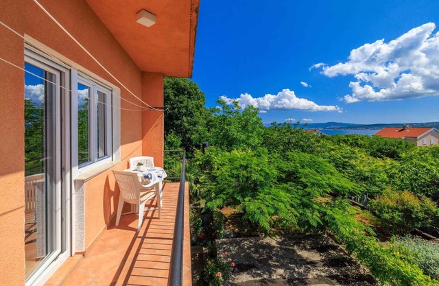 Holiday apartment mit Balkon und Meerblick