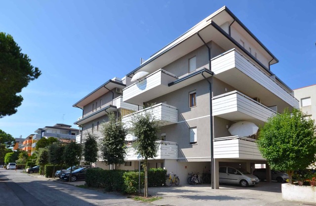 Holiday apartment mit Klimaanlage und Balkon
