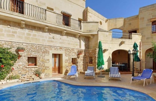 Holiday apartment Xewkija for 1 - 8 persons with 4 bedrooms - Holiday apartment
