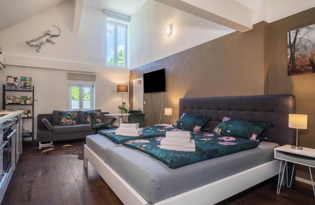 Holiday flat "Hof zum Stadl" 2 on Lake Constance. Within walking distance of Ravensburger Spieleland
