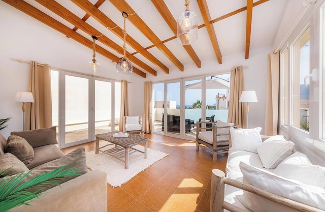 Holiday Home 'Casa Bahia Colonia' with Sea View, Garden & Wi-Fi