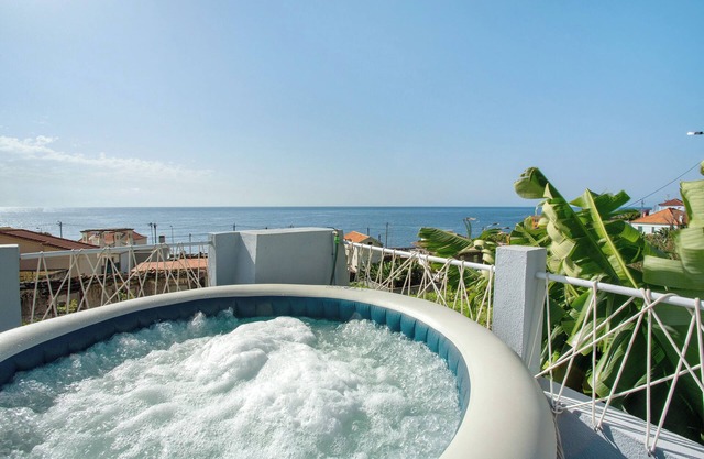 Holiday Home 'Blue By The Sea House' with Sea View, Private Terrace and Wi-Fi