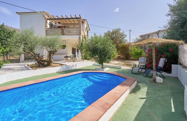 Holiday Home 'Casa Domi' with Mountain View, Pool & Wi-Fi
