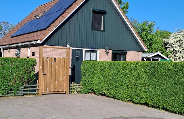 Holiday home "Hilda" with shared pool