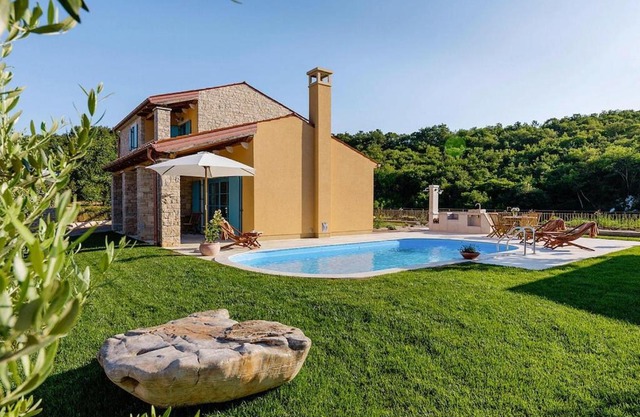 Holiday home in Vardica