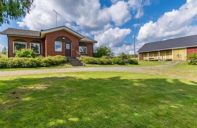 Holiday Home Kuusiniemi by Interhome