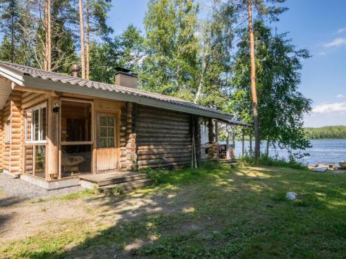 Holiday Home Lemmenmaja by Interhome
