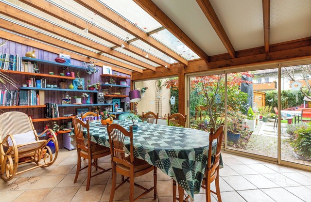 Holiday Home "Maison Mitoyenne proche Lac Annecy" with Mountain View, Shared Terrace & Wi-Fi